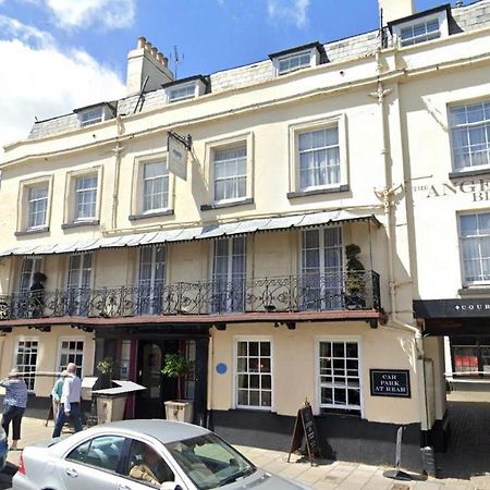Hotel The Angel & Blue Pig Lymington Esterno foto