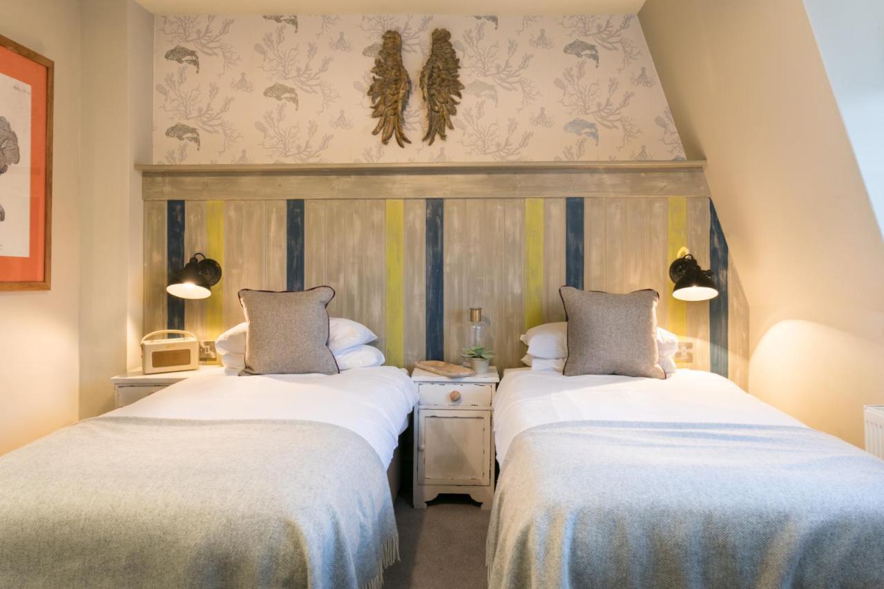 Hotel The Angel & Blue Pig Lymington Esterno foto